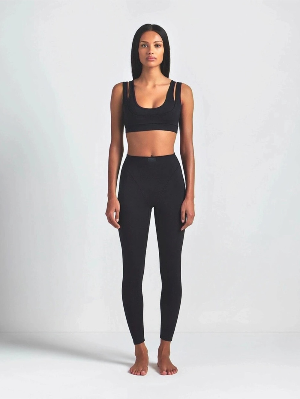 NikeSKIMS Matte V-Line 26" Legging Obsidian XS